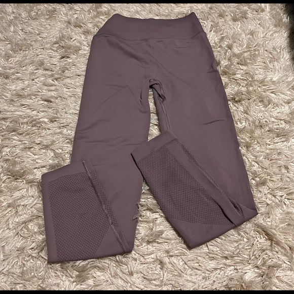 Lululemon Ebb to Street Tight - Sz 6 - Picture 3 of 6